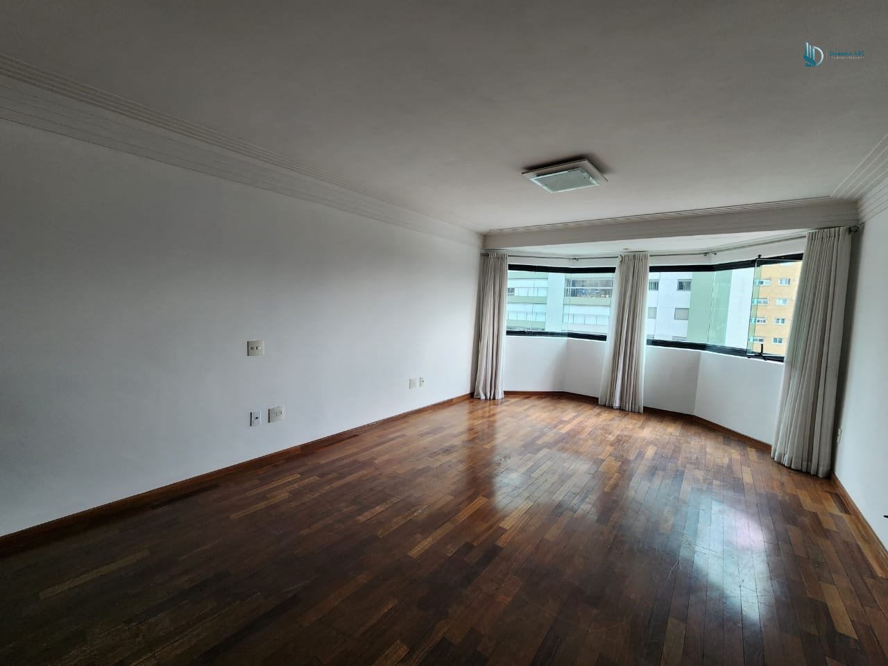 Sala de apartamento no Bairro Jardim em Santo André